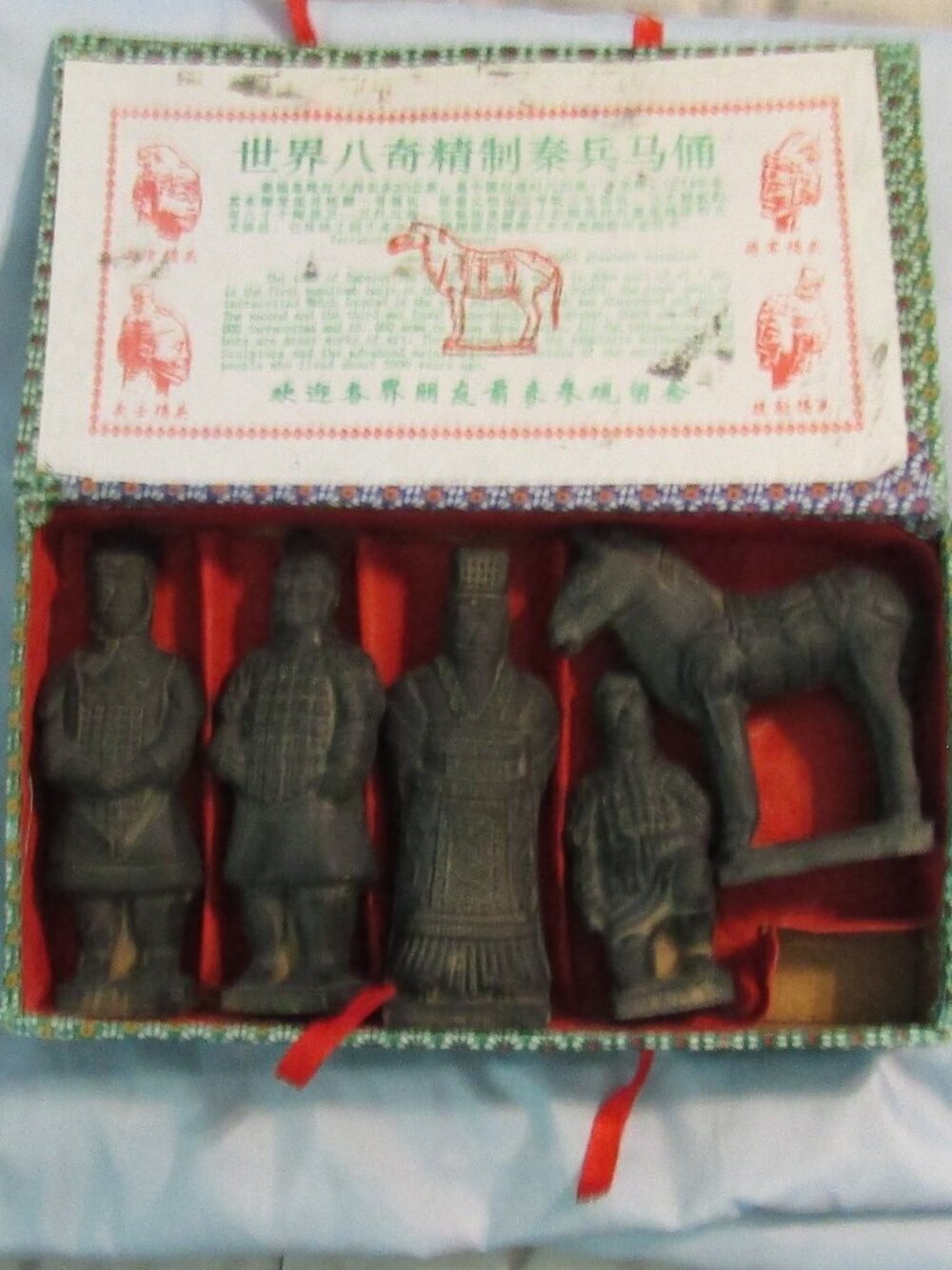 Lot of 5 in Box CHINESE QIN DYNASTY Terra Cotta WARRIORS & HORSE Statues